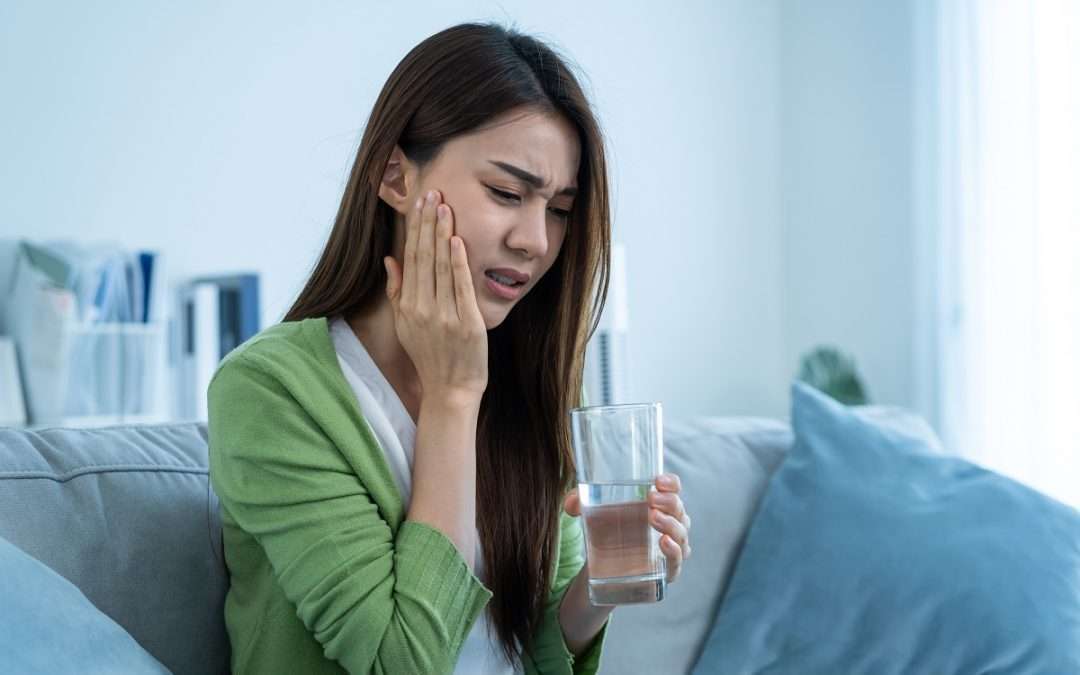 How to Stop a Toothache Fast at Home: At-Home Toothache Remedies